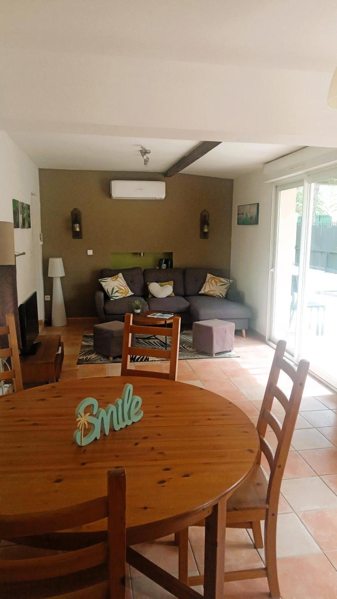 Maison Familiale Avec Piscine Privee, Plage A Pied, Frais Obligatoires A Regler A L'Arrivee, Linge 15E Par Pers & Menage 70E Par Sejour Voir Profil Mandatory Fees In Cash To Be Paid On Arrival Linen 15E Per Person 70E Housekeeping Per Stay แซ็งต์-แมกซีม ภายนอก รูปภาพ